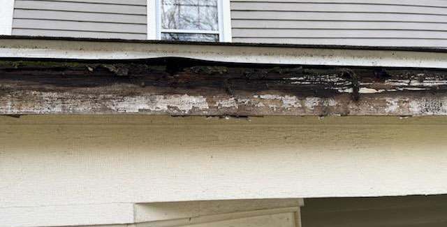 rotted-wood-trim-outside-house